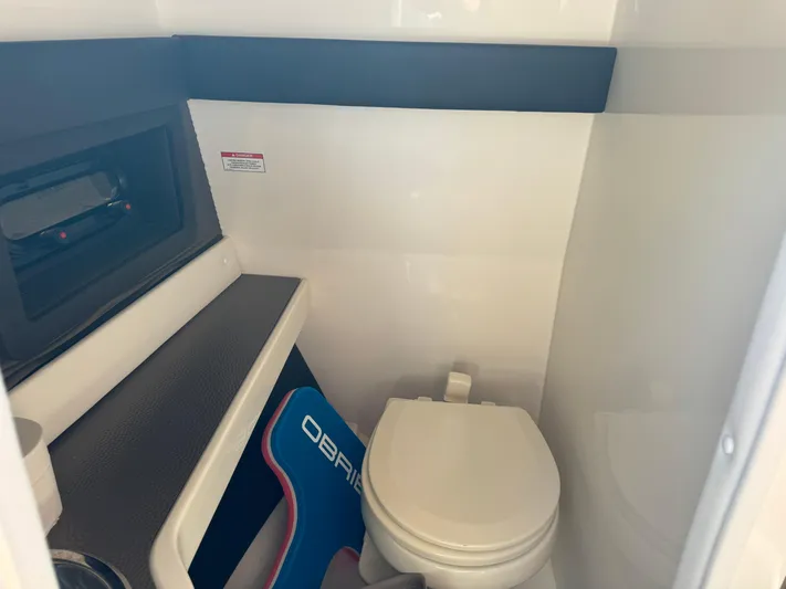 Knot@work Yacht Photos Pics 