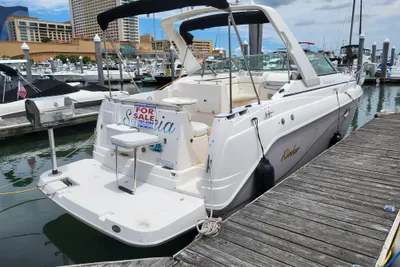 Rinker Fiesta Vee 270