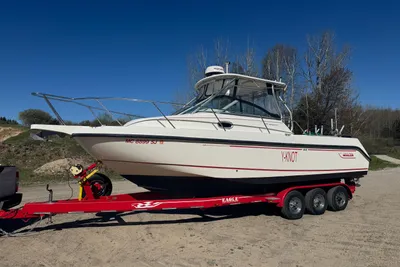 Boston Whaler 275 Conquest