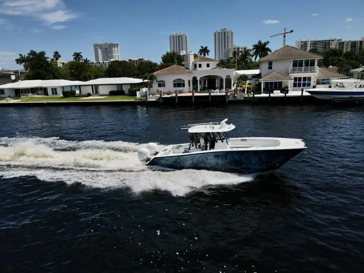  Yacht Photos Pics 2020 Freeman 34vh - Image 1
