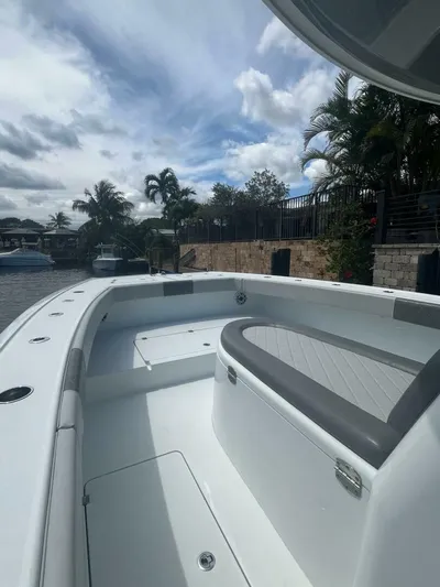  Yacht Photos Pics 2020 Freeman 34vh - Image 13