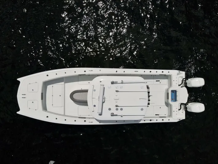  Yacht Photos Pics 2020 Freeman 34vh - Image 11