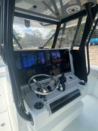  Yacht Photos Pics 2020 Freeman 34vh - Image 18