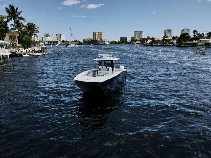  Yacht Photos Pics 2020 Freeman 34vh - Image 14