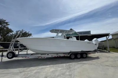 Invincible 33 Catamaran