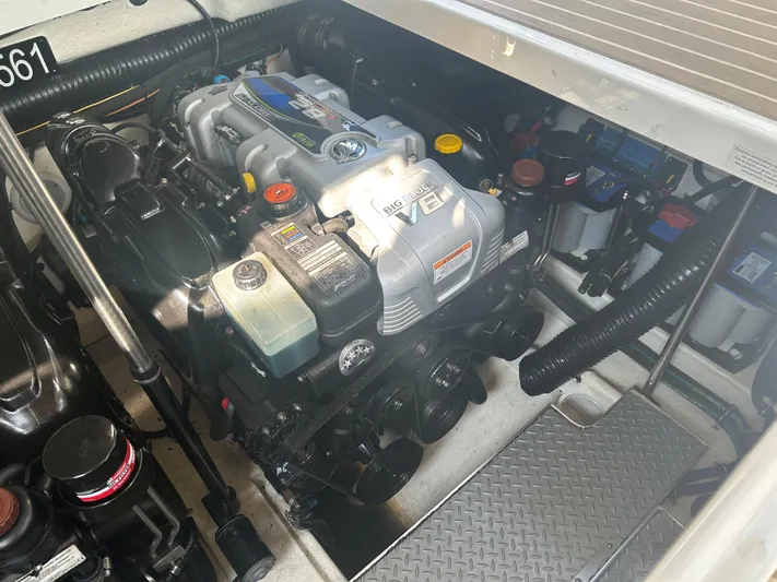  Yacht Photos Pics Engine compartment of a 2017 Formula 350 CBR boat, showcasing detailed mechanical components.
