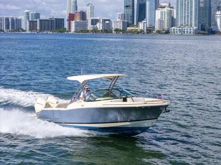  Yacht Photos Pics 2023 Chris-craft Calypso 27 - Image 2