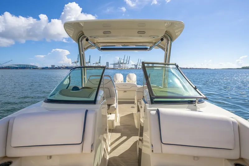  Yacht Photos Pics 2023 Chris-craft Calypso 27 - Image 27