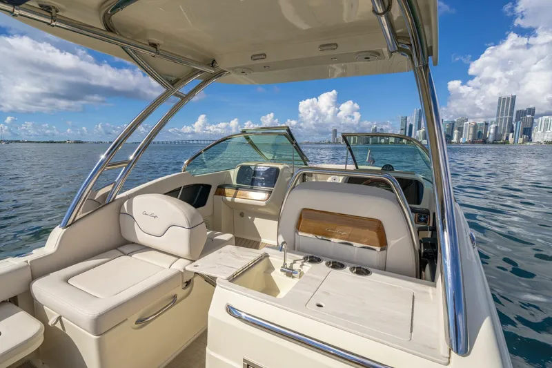  Yacht Photos Pics 2023 Chris-craft Calypso 27 - Image 20