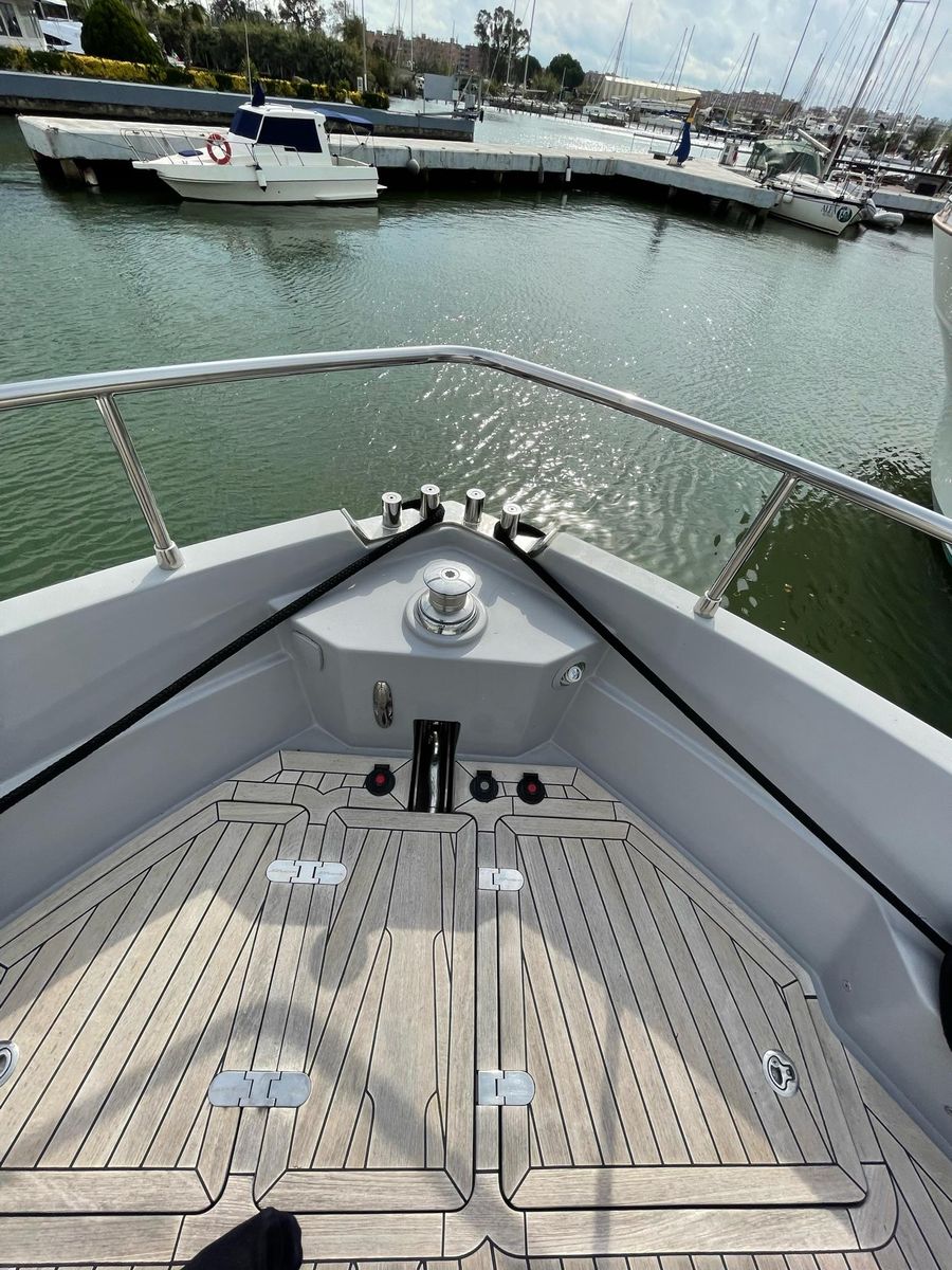 2017 Sundeck Yachts 56 