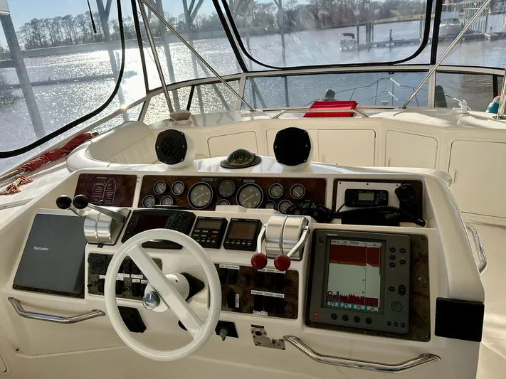 Dragonfly Yacht Photos Pics 