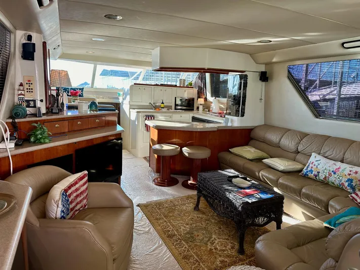 Dragonfly Yacht Photos Pics 