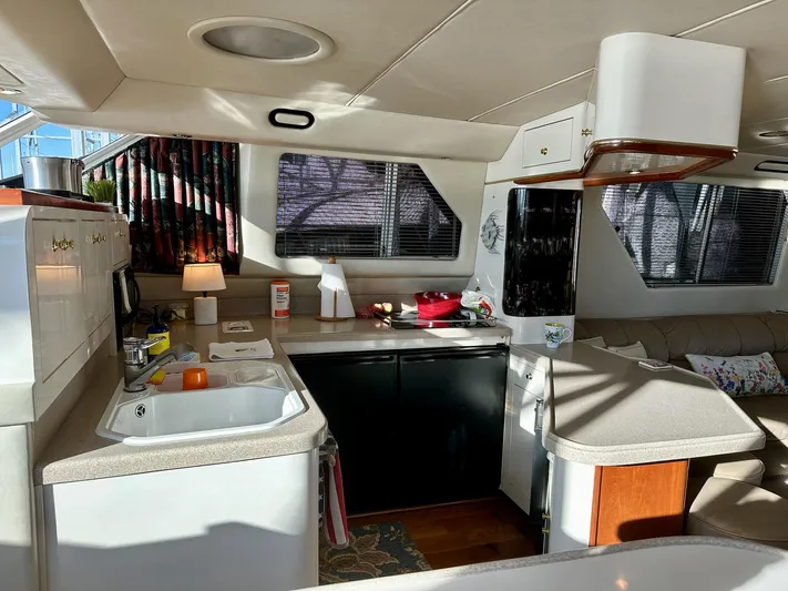 Dragonfly Yacht Photos Pics 