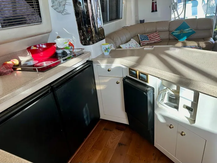 Dragonfly Yacht Photos Pics 