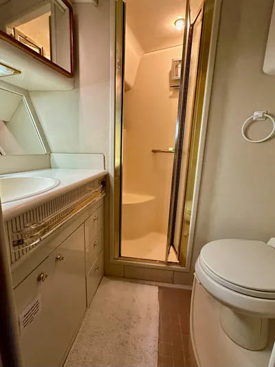 Dragonfly Yacht Photos Pics 