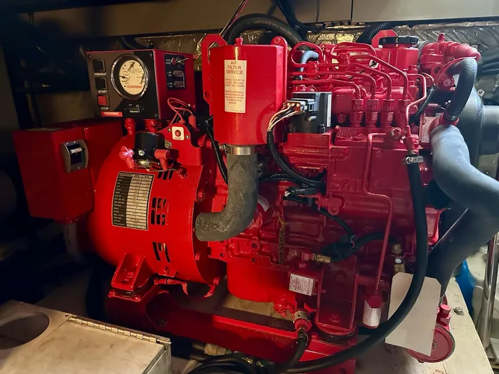 Dragonfly Yacht Photos Pics 