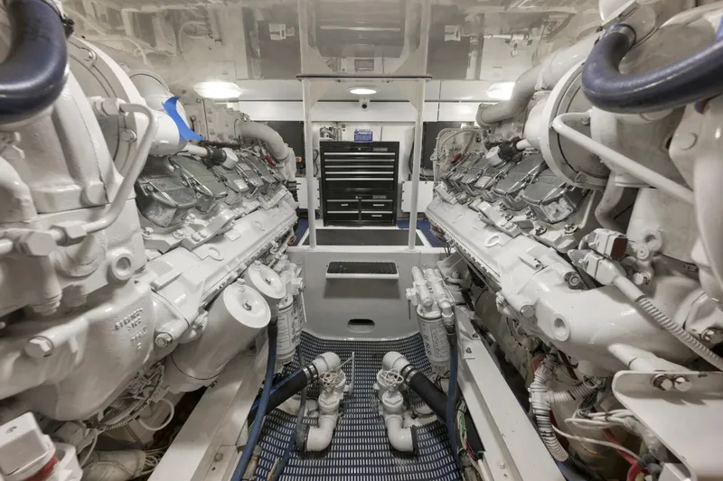 Big Fish II Yacht Photos Pics 