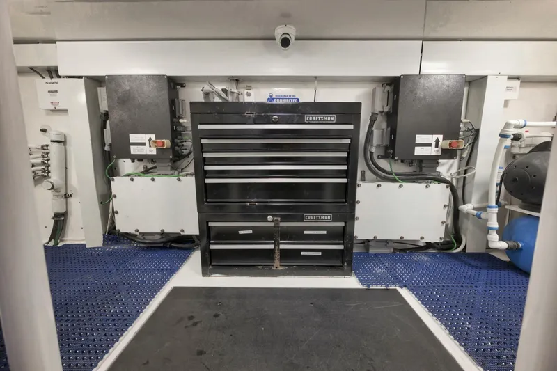 Big Fish II Yacht Photos Pics 