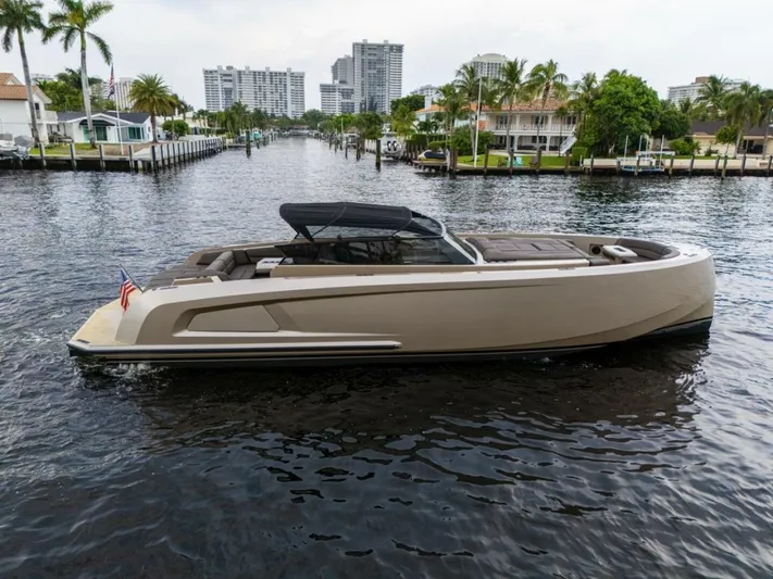  Yacht Photos Pics 2022 Vanquish Yachts Vq45 - Image 11