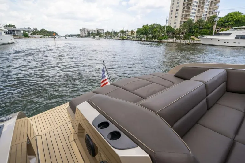  Yacht Photos Pics 2022 Vanquish Yachts Vq45 - Image 27