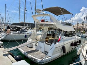 2011 Jeanneau prestige 350 fly