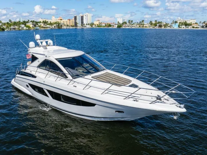  Yacht Photos Pics 2017 Regal 53 Sport Coupe - Image 8