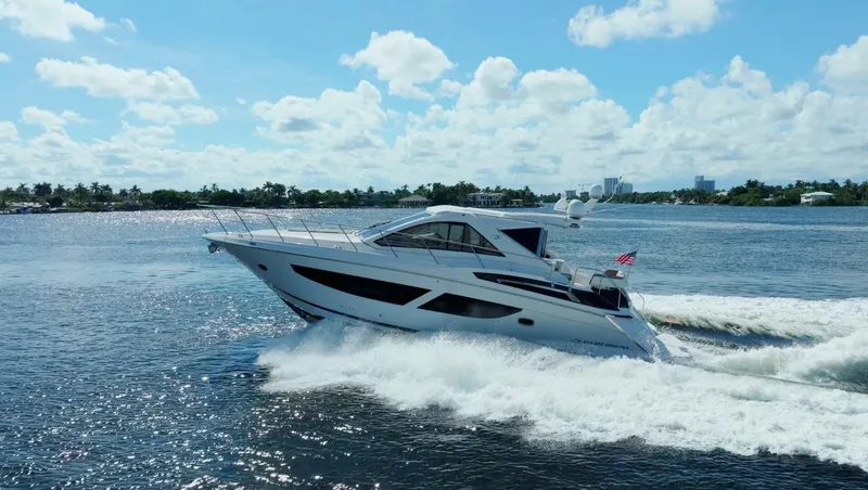  Yacht Photos Pics 2017 Regal 53 Sport Coupe - Image 3