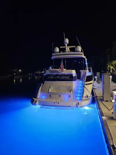  Yacht Photos Pics 2017 Regal 53 Sport Coupe - Image 47