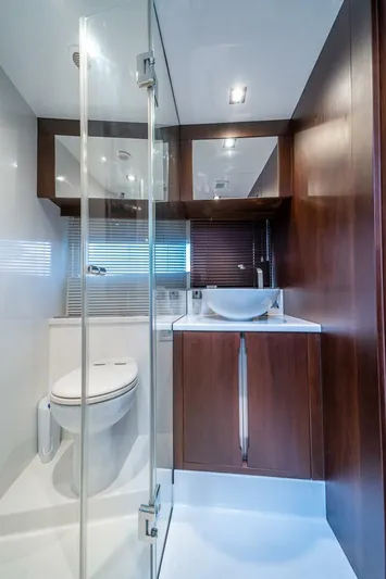  Yacht Photos Pics 2020 Galeon 470 Sky - Image 27