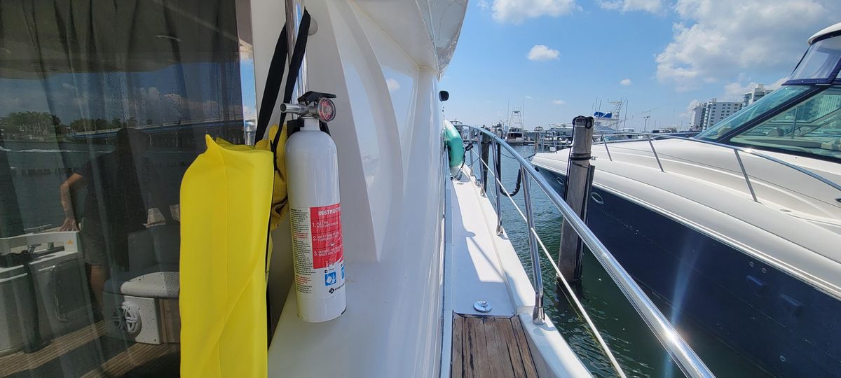 2013 Azimut 45 