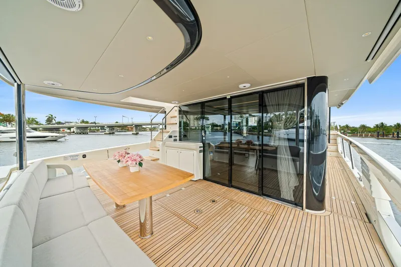  Yacht Photos Pics 2024 Absolute 64 Navetta - Image 15