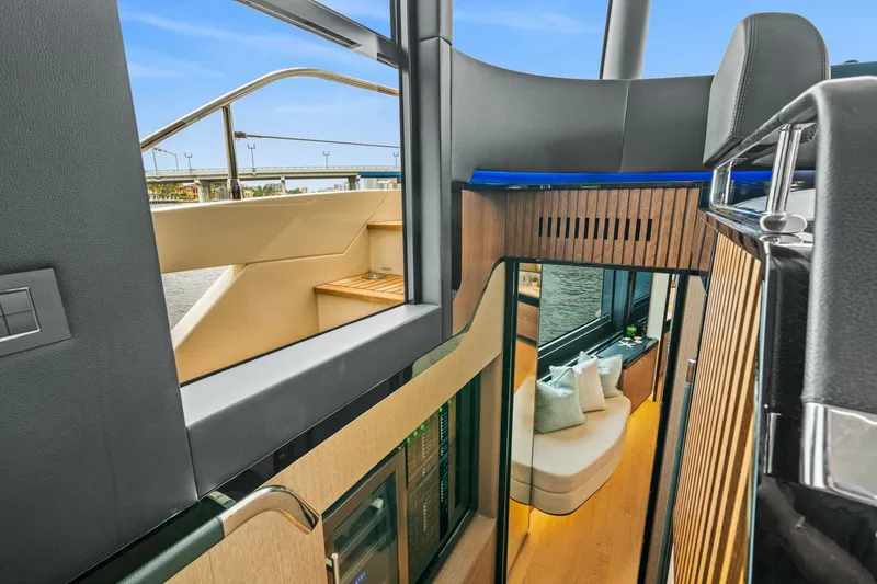  Yacht Photos Pics 2024 Absolute 64 Navetta - Image 26