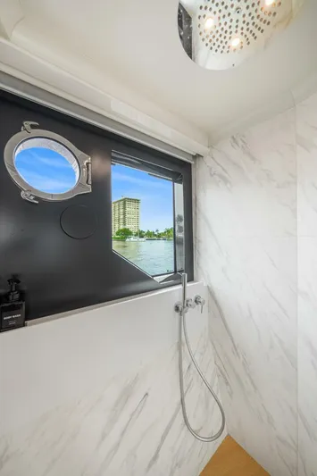  Yacht Photos Pics 2024 Absolute 64 Navetta - Image 35