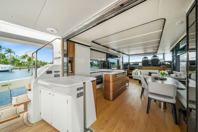  Yacht Photos Pics 2024 Absolute 64 Navetta - Image 18