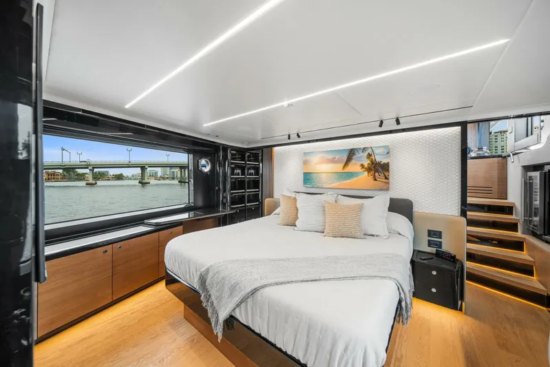  Yacht Photos Pics 2024 Absolute 64 Navetta - Image 28