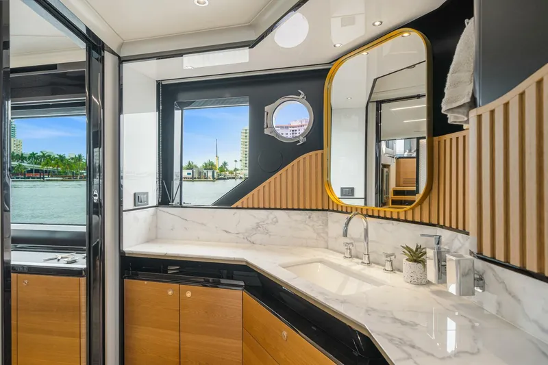  Yacht Photos Pics 2024 Absolute 64 Navetta - Image 36