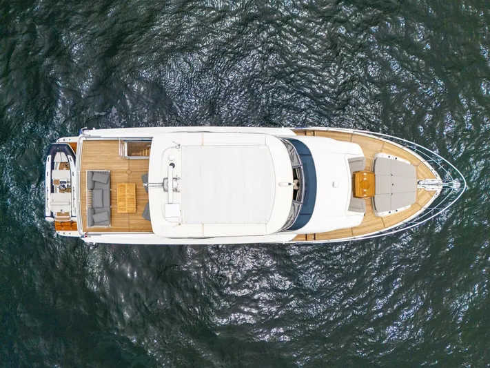  Yacht Photos Pics 2024 Absolute 64 Navetta - Image 8