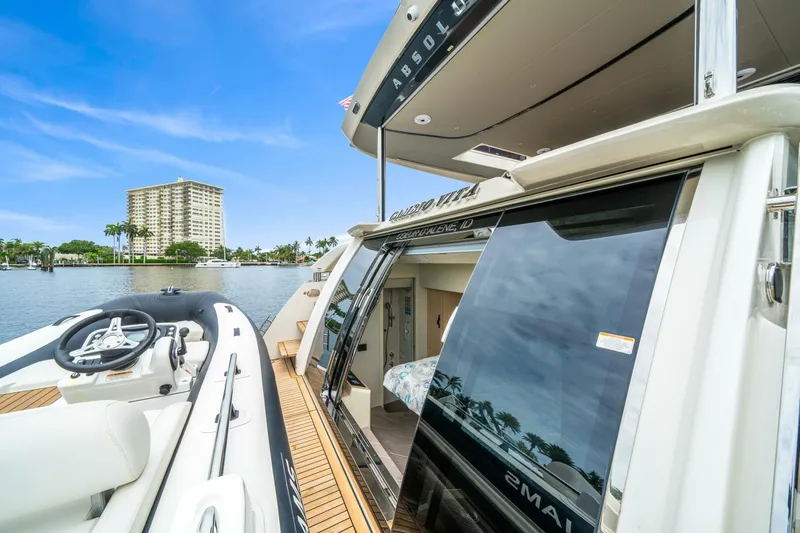  Yacht Photos Pics 2024 Absolute 64 Navetta - Image 10