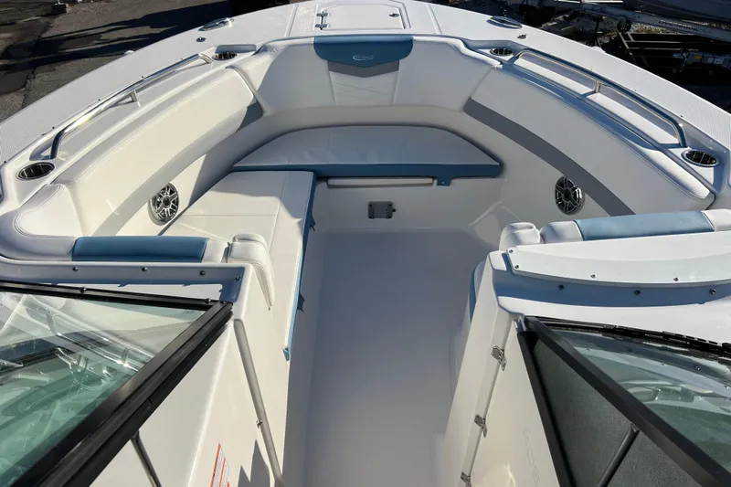  Yacht Photos Pics 2026 Robalo R317 Dual Console boat interior with spacious seating and modern design.