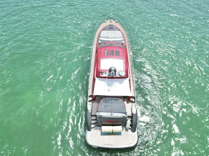 Notorius Yacht Photos Pics 2007 Gianetti Ht68 - Image 12