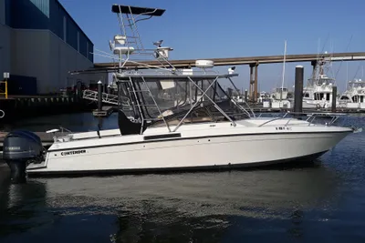 Contender 35 Express Side Console