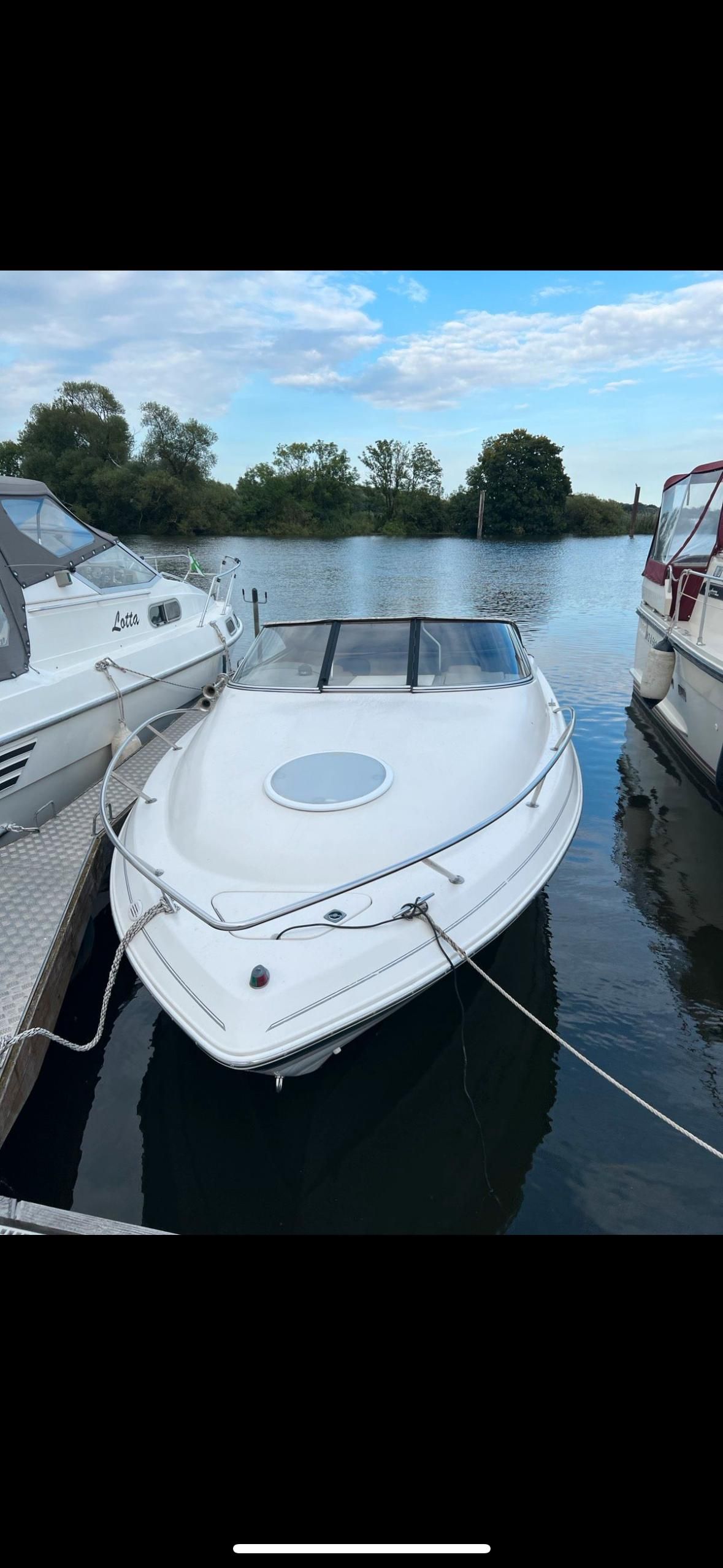 1999 Monterey Montura 236 CC