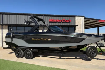 MasterCraft XT24