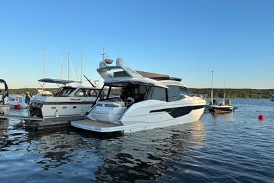 Galeon 500 Fly