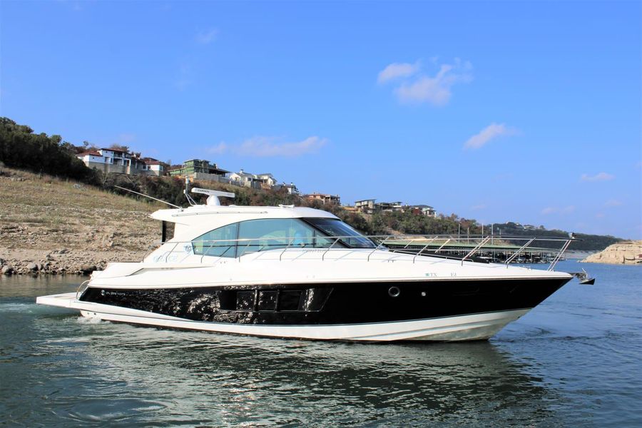 2015 Cruisers Yachts 45 Cantius