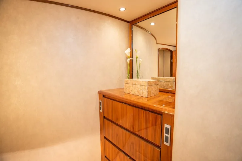 Voodoo Yacht Photos Pics 