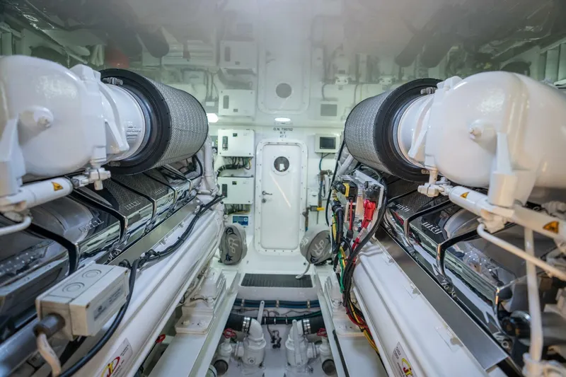 Voodoo Yacht Photos Pics 