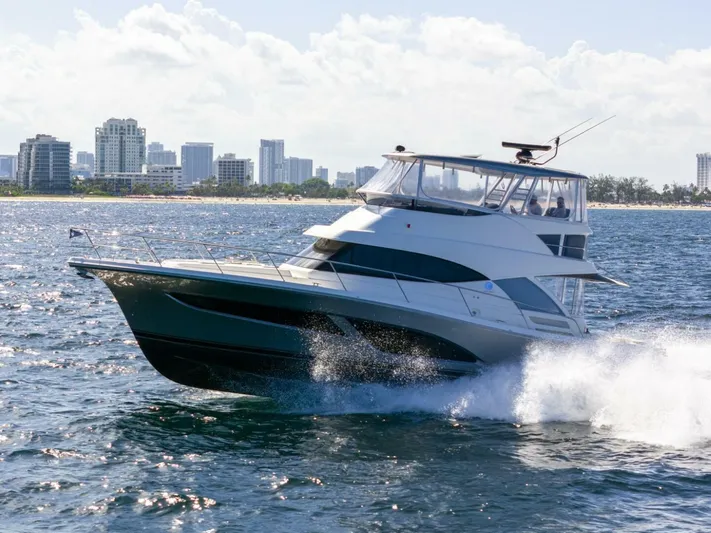  Yacht Photos Pics 2023 Riviera 46 Sports Motor Yacht - Image 1