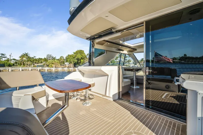  Yacht Photos Pics 2017 Regal 53 Sport Coupe - Image 24