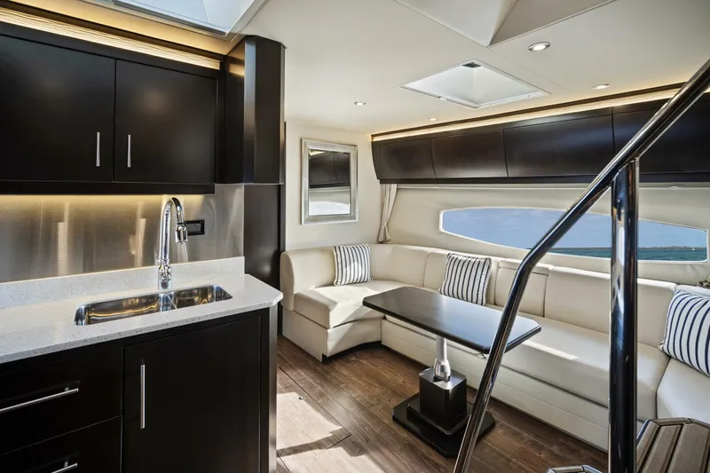  Yacht Photos Pics 2017 Regal 53 Sport Coupe - Image 38